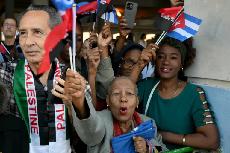 'Trump prepara um possível ato de covardia extrema contra Cuba', afirma historiadora