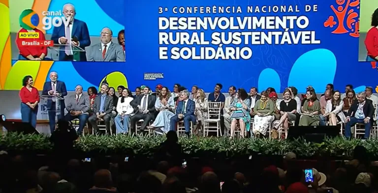 Lula desapropria sete fazendas para reforma agrária e prevê assentamento de 478 famílias