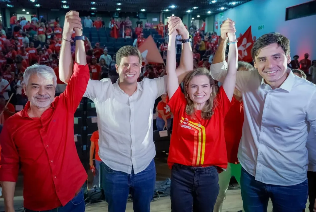 Humberto Costa (PT), João Campos (PSB), Marília Arraes (PDT) e Carlos Costa (Republicanos): a provável chapa da Frente Popular de Pernambuco para as eleições de 2026