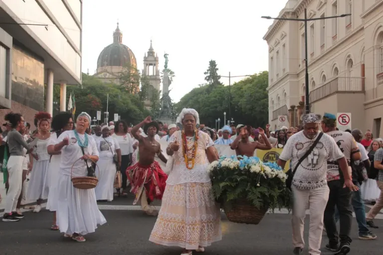 Casos de preconceito religioso crescem no RS e atingem mais as religiões de matriz africana
