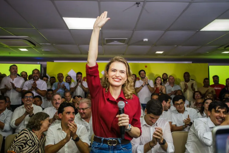 Marília Arraes provoca Raquel Lyra: ‘Aqui ninguém tem medo de dizer: somos do time de Lula’