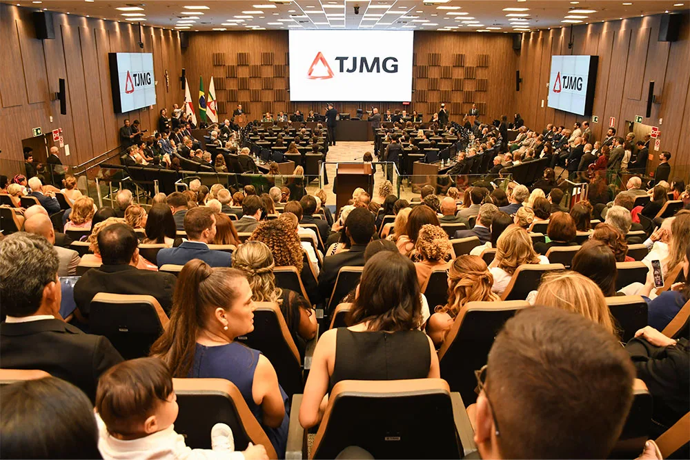 Magistrados do TJMG reunidos