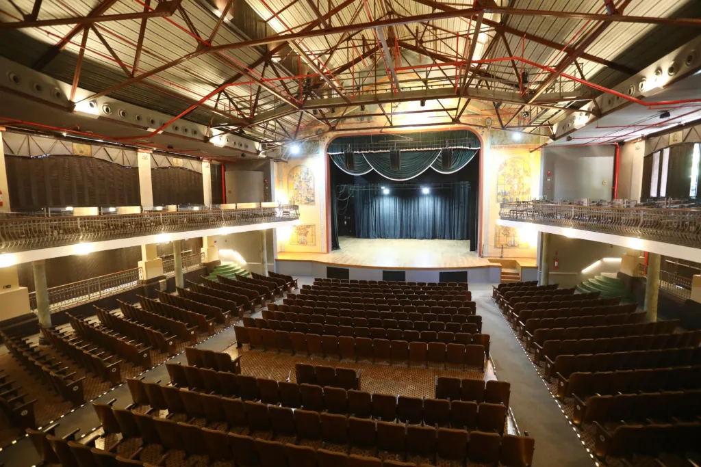 O histórico cine-Teatro do Parque funciona no bairro da Boa Vista, centro do Recife