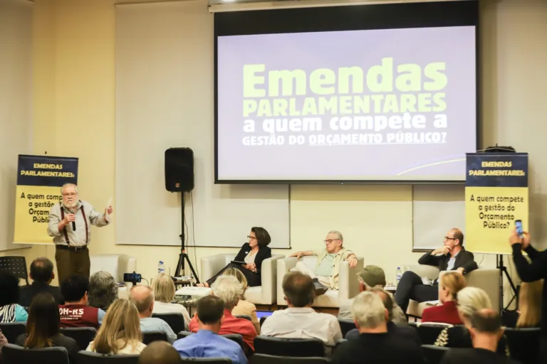 Frente em Defesa do Orçamento Público é lançada em debate com críticas às emendas parlamentares