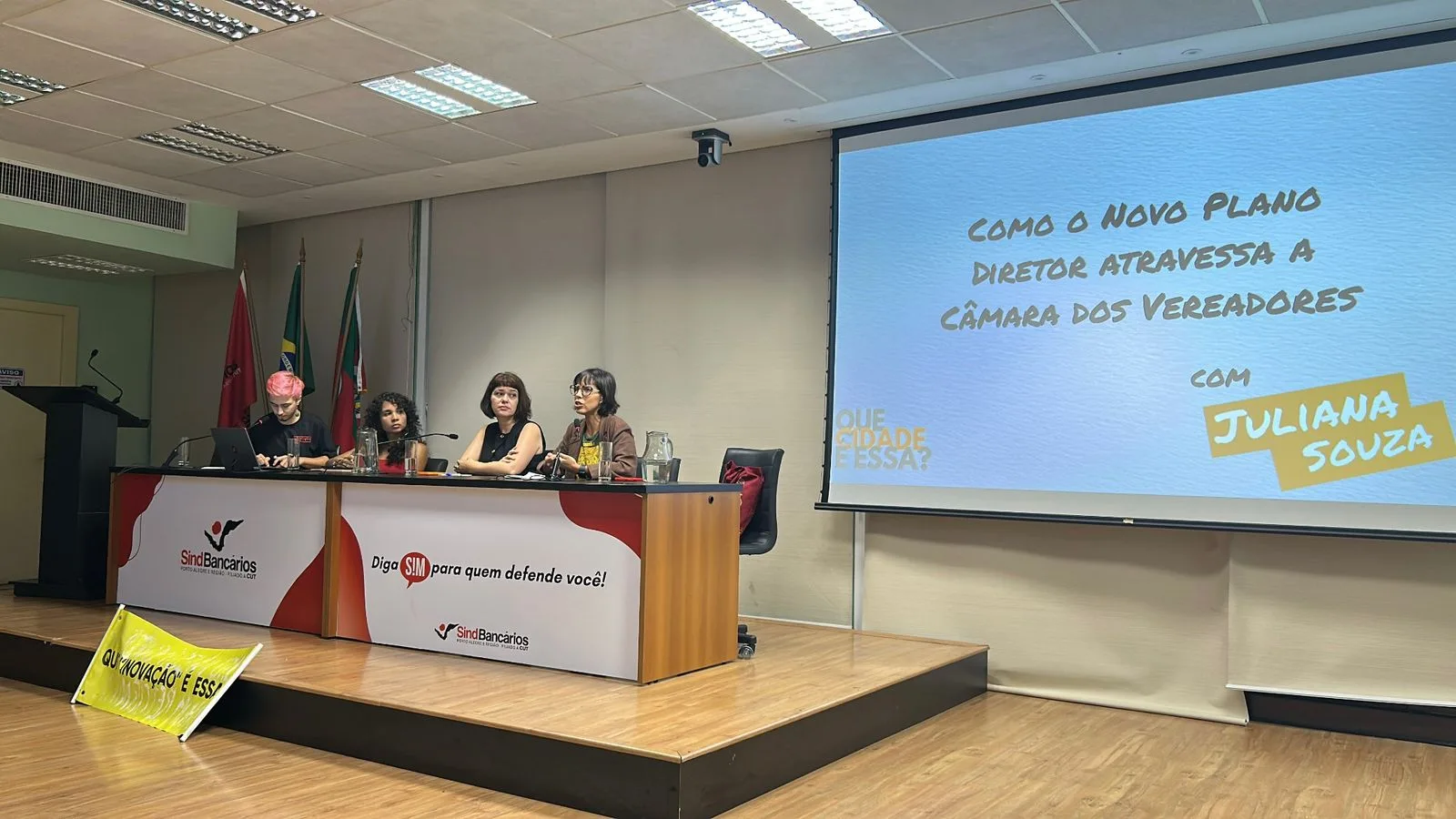 A atividade propôs um contraponto às narrativas predominantes que associam inovação exclusivamente à lógica do mercado e do lucro