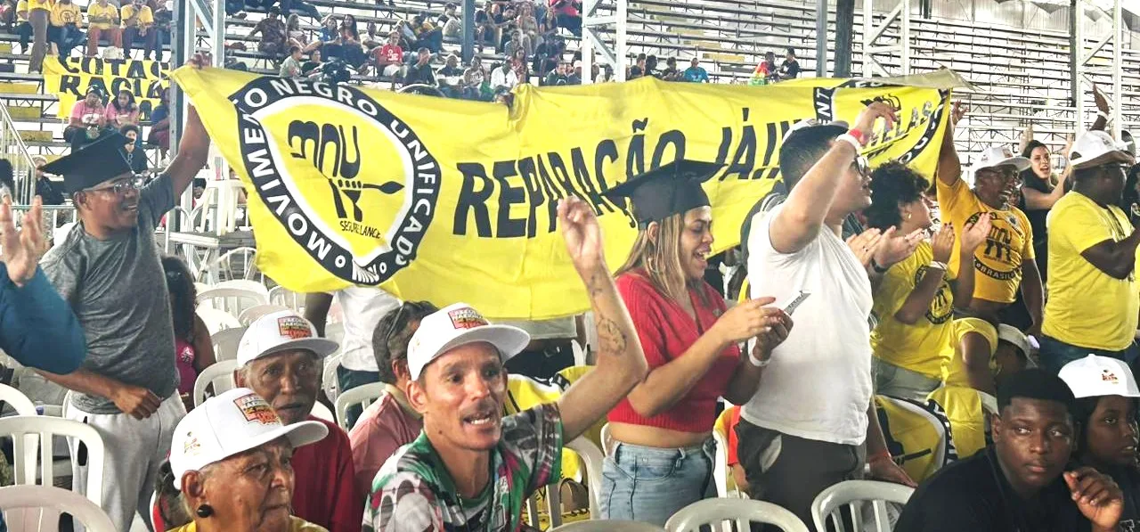 O ato contou com a presença de movimentos educacionais de todo o Brasil