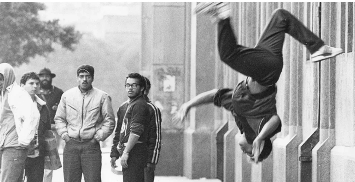 Estação São Bento: Marcos Telesforo, Fernando, DJ Hum, Thaíde, Who e Marcelo (1987 ou 1988).