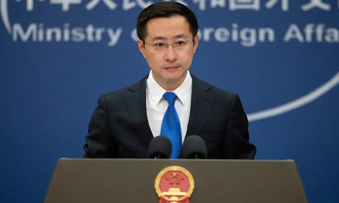 O porta-voz da chancelaria chinesa Lin Jian