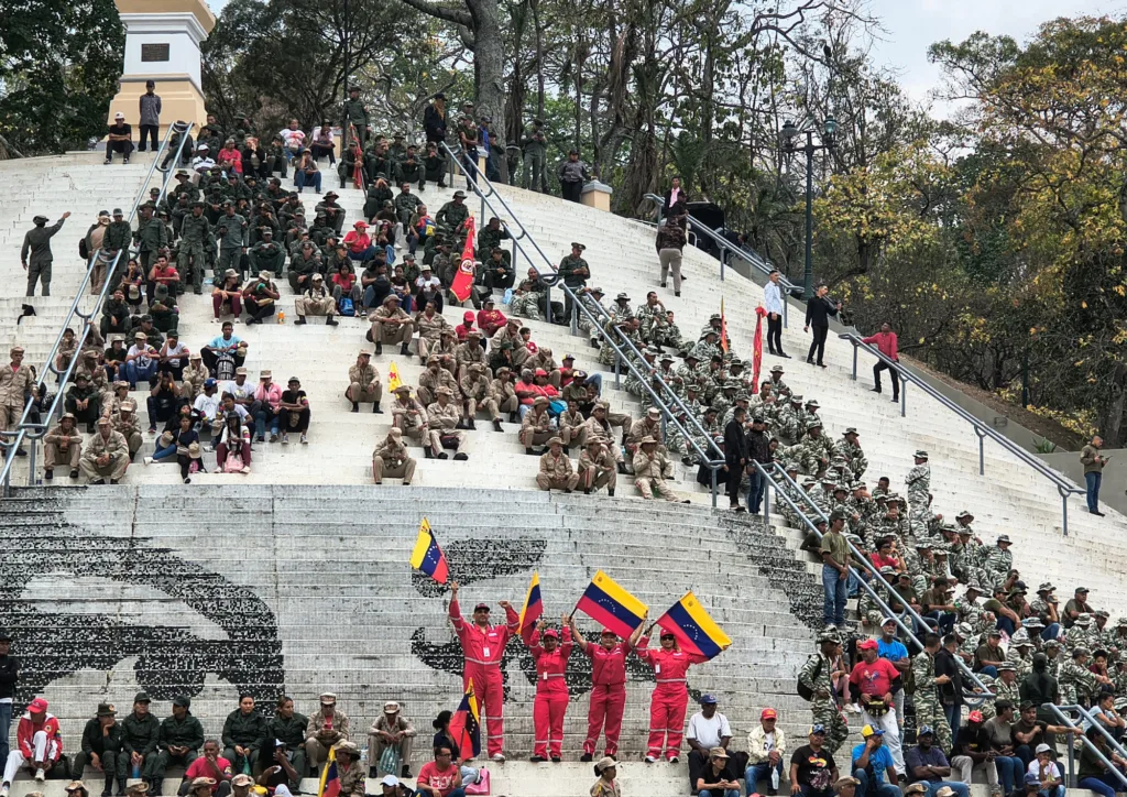 Há 24 anos, um golpe cívico-militar derrubou o presidente Hugo Chávez, mas a mobilização popular o devolveu ao poder, menos de 72 horas depois.