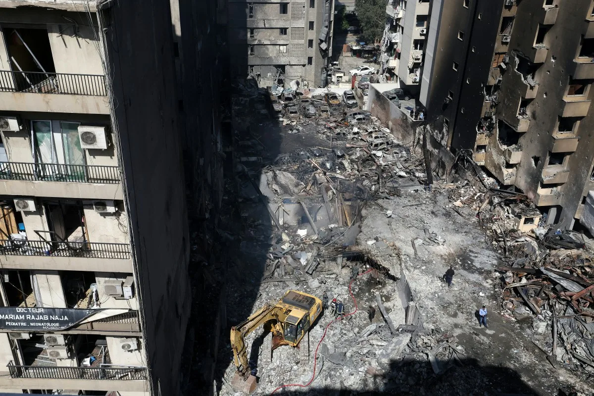 Israel arrasou áreas densamente povoadas de civis em Beirute na quarta