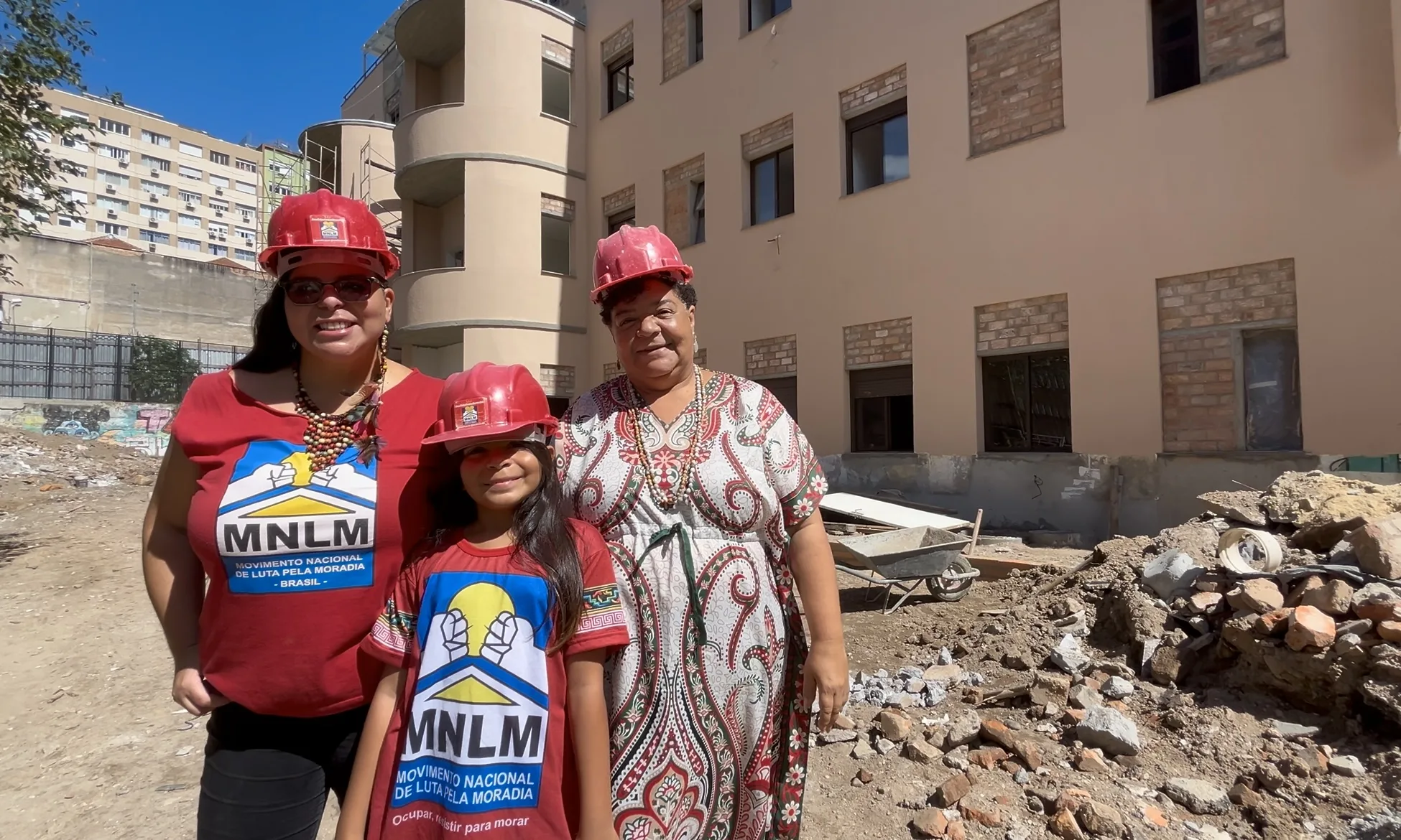 Duas décadas depois, o espaço se transforma no sonho de 40 famílias organizadas no Movimento Nacional de Luta pela Moradia (MNLM) e na Confederação Nacional das Associações de Moradores (Conam)