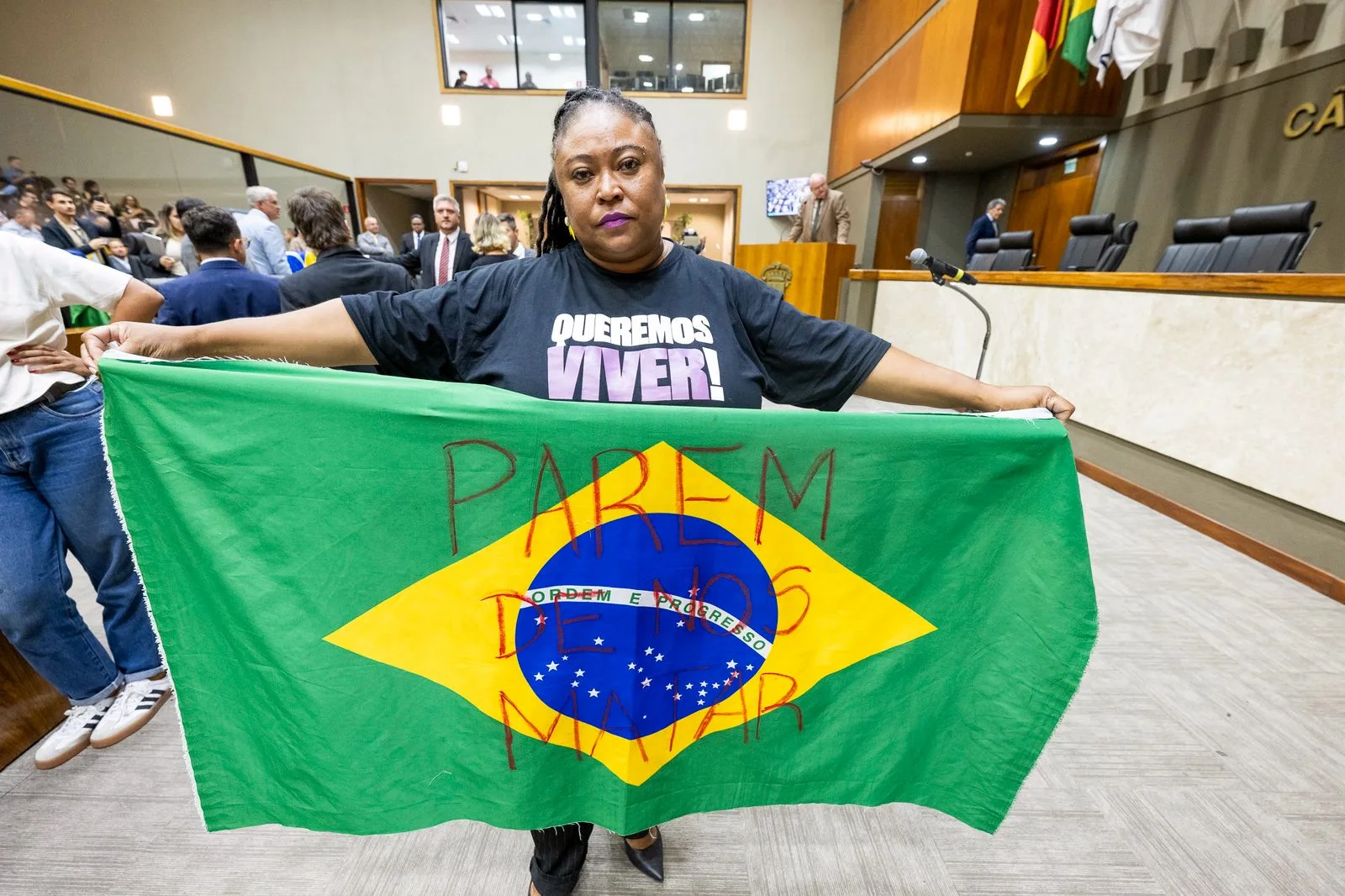 A vereadora de Porto Alegre Grazi Oliveira (Psol), junto ao movimento feminista Semear-Psol, lançou a campanha "Por um feriado seguro para as mulheres", com foco na prevenção da violência e na cobrança por medidas efetivas de proteção