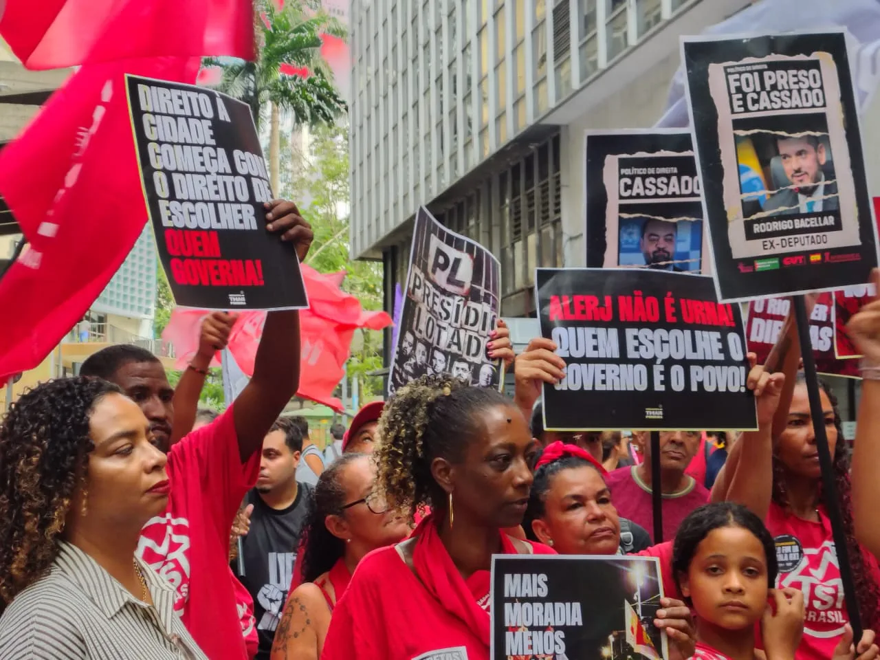 Manifestantes pedem eleição direta para mandato tampão no governo do Rio de Janeiro