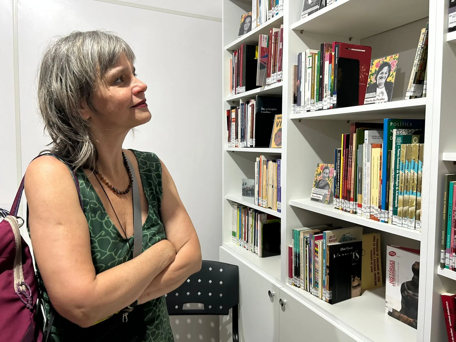 Local abriga o Espaço Feminista Enid Backes, que reúne um acervo com mais de 3 mil obras de literatura feminista