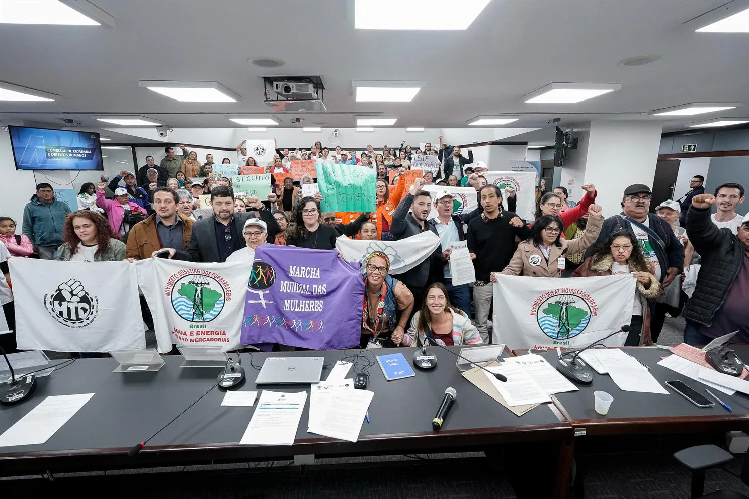 Realizada no contexto do segundo aniversário da tragédia, a audiência teve como objetivo avaliar as condições de vida da população atingida e apresentar reivindicações ainda não atendidas