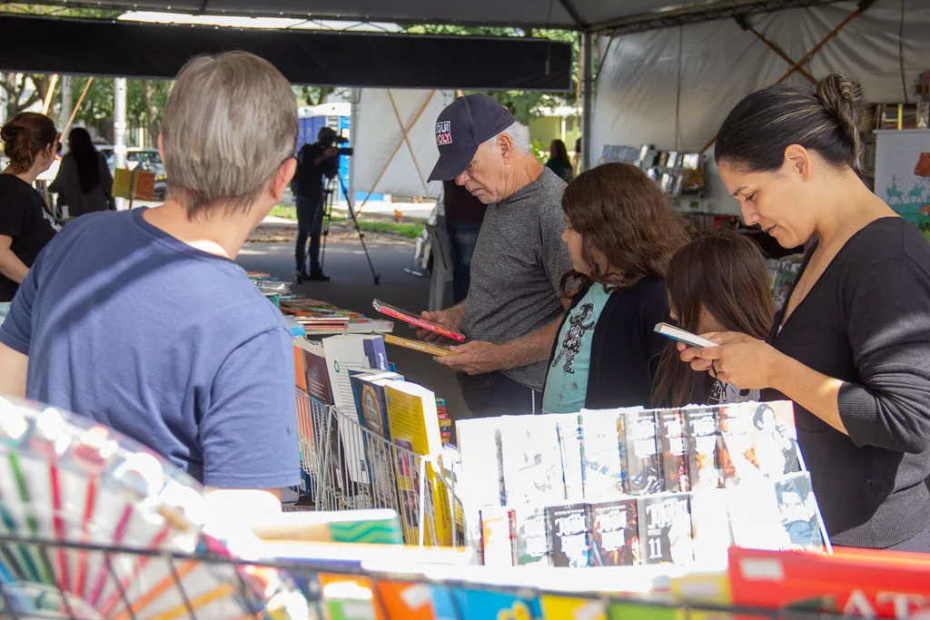 2º Feira do Livro da Restinga ocorre de quinta (9) a domingo (12) no bairro da periferia de Porto Alegre