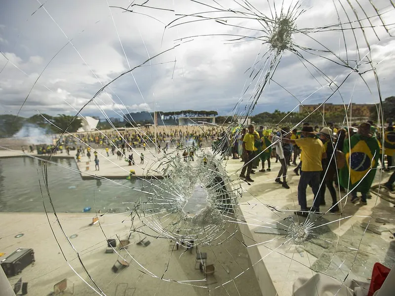 Atos golpistas de 8 de janeiro | Crédito: Joédson Alves/Agência Brasil
