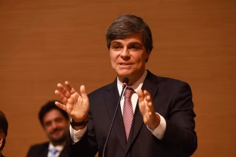 OAB-SP cobra PGR e defende investigação sobre elos entre ministros do STF e Banco Master