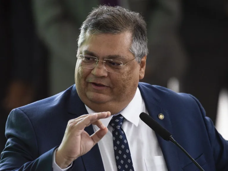 Em artigo exclusivo, Flávio Dino defende Nova Reforma do Judiciário 