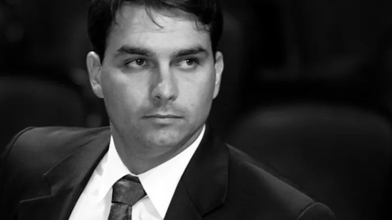 Da rachadinha à doação de campanha do Master: relembre escândalos ligados a Flávio Bolsonaro
