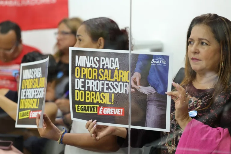Piso do magistério em Minas: descumprimento tem nome e sobrenome 