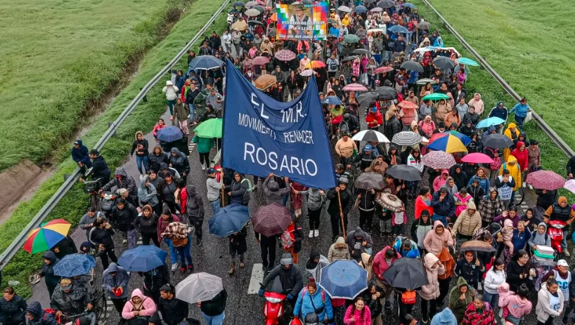 Protesto em Rosário contra o fim do programa social "Potenciar Trabajo"