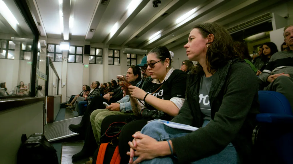 Sessão reuniu integrantes do coletivo, parceiros institucionais, artistas e participantes das oficinas promovidas ao longo da trajetória da entidade