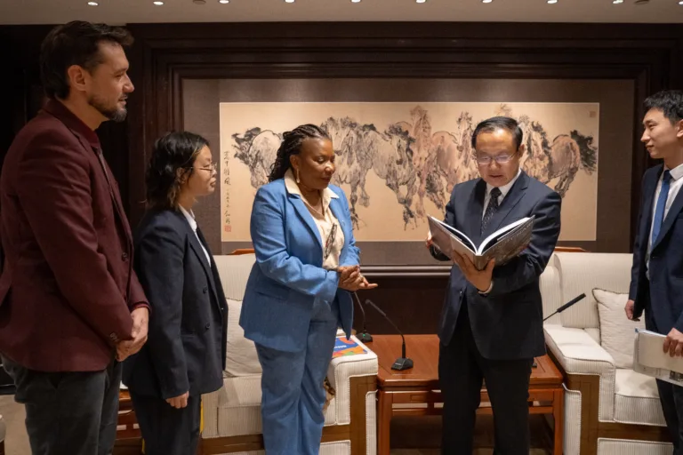 'Estamos plantando uma semente', diz ministra Margareth Menezes sobre Ano Cultural Brasil-China