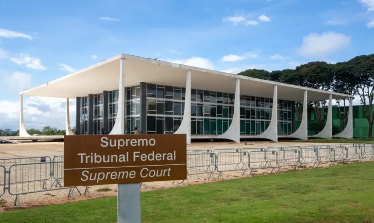 Segunda Turma do STF forma maioria para afastar diretor-geral da PF