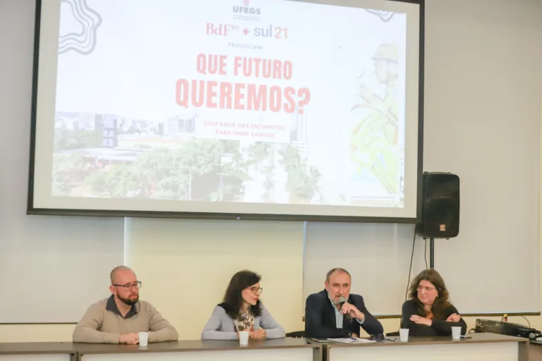 Dois anos da enchente: Professores debatem enfrentamento das mudanças climáticas pela ciência