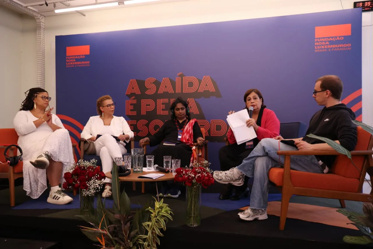 Mesa reuniu lideranças do Brasil, Paraguai e Índia para debater respostas da esquerda ao avanço global da extrema direita