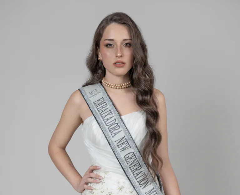 Influenciadora Isabelle Stoll assume papel estratégico no Miss Universe Trans Brasil