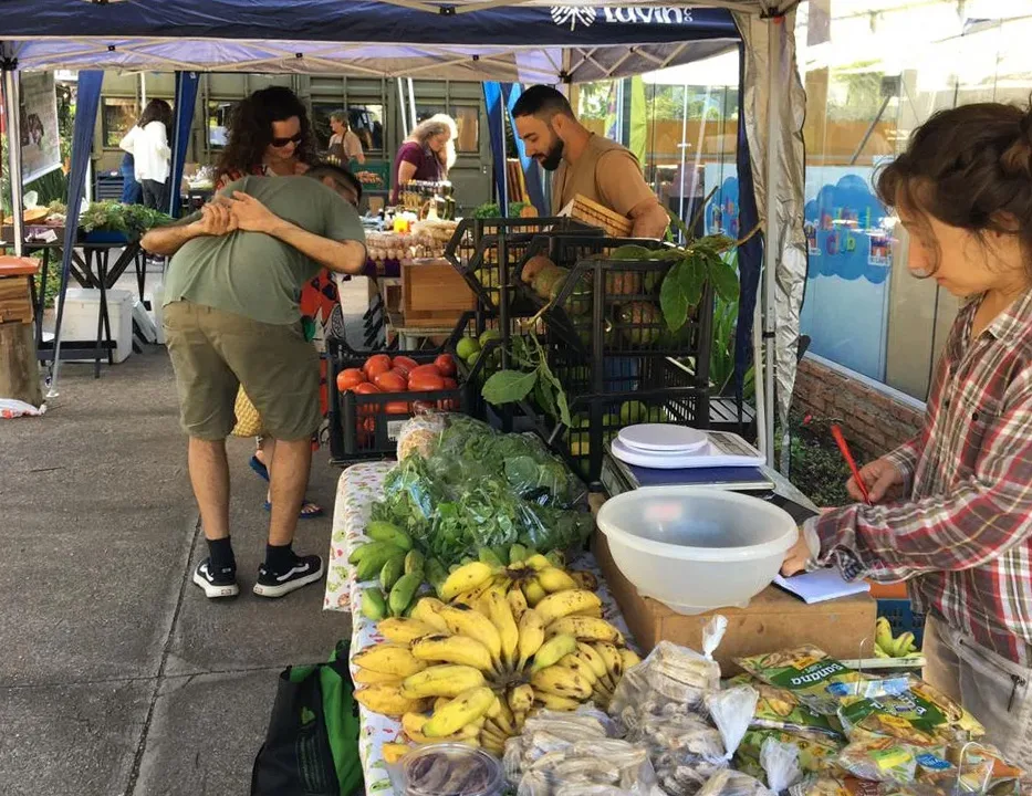Cidade da região Metropolitana de Porto Alegre recebe primeira feira com produtores orgânicos locais