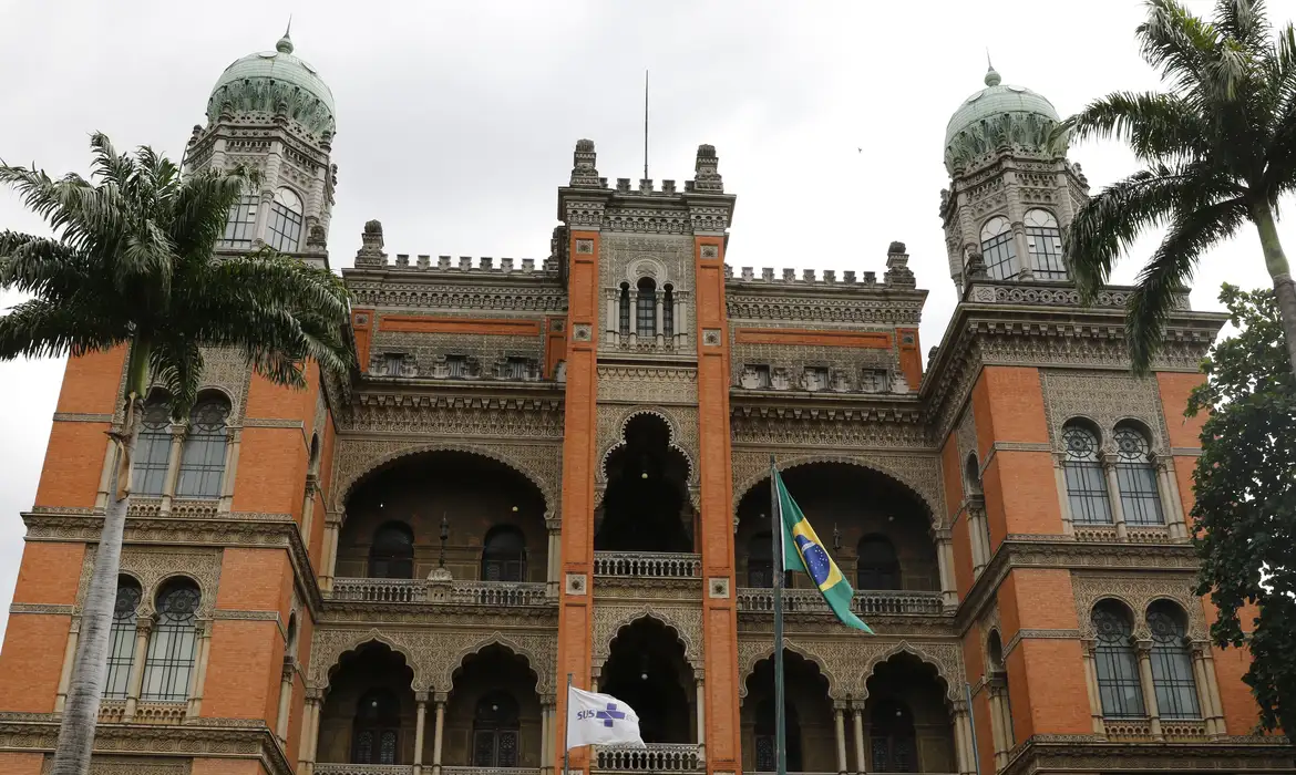 Fachada do Castelo Mourisco, construção símbolo da Fundação Oswaldo Cruz