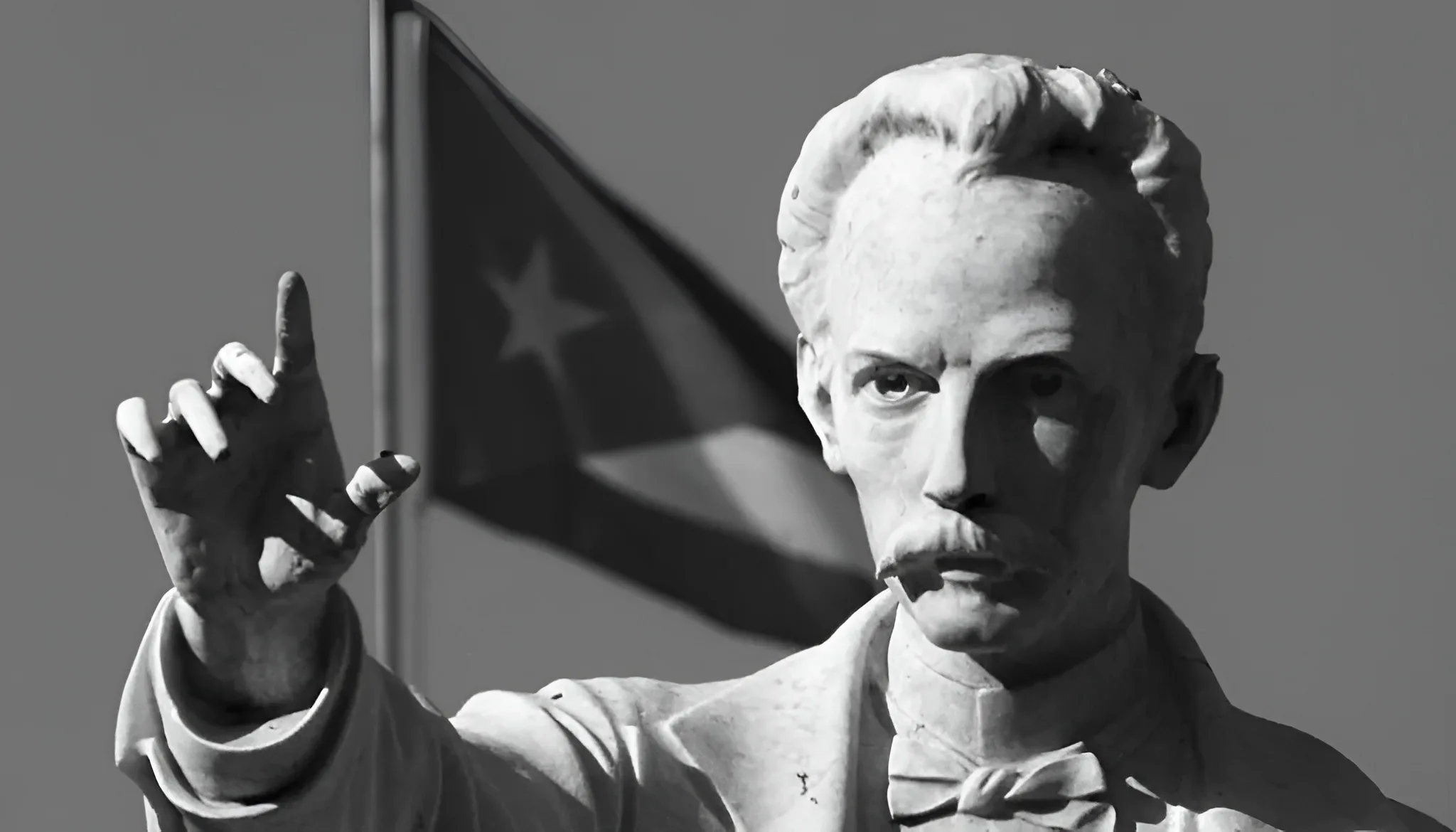 Jornalista, pedagogo, poeta e um dos líderes mais destacados na luta pela independência, Martí é considerado o Apóstolo de Cuba
