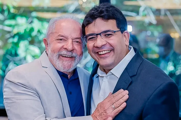 O presidente Lula com o governador do Piauí, Rafael Fonteles (PT).