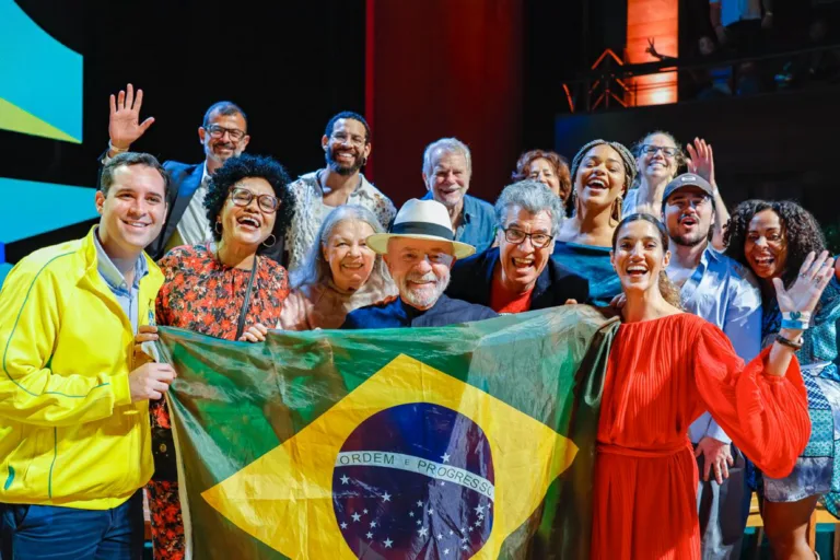 Tela Brasil: streaming público estreia com mais de 550 obras