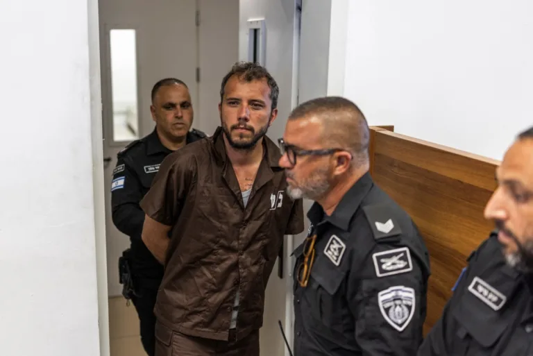 Pressão internacional ajuda a liberar Thiago Ávila, brasileiro preso por Israel, diz analista