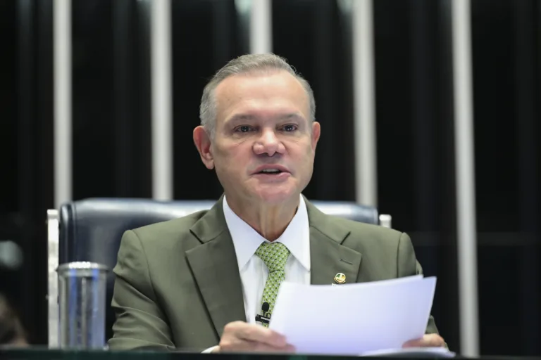 Bolsonarista e contra o fim da escala 6x1: Wellington Fagundes lidera intenção de votos no MT