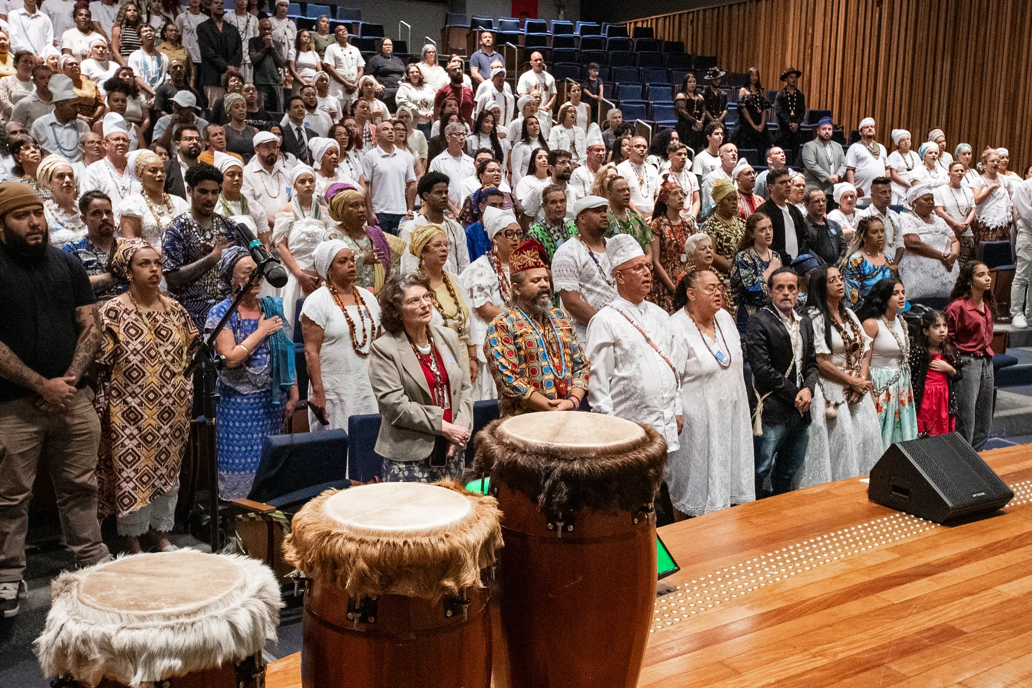 Câmara Legislativa do DF homenageia lideranças de terreiros e reforça combate à intolerância religiosa