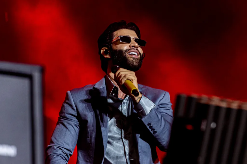 O cantor Gusttavo Lima recebeu o cachê mais caro do São João em Pernambuco em 2026: R$ 1,5 milhão por show