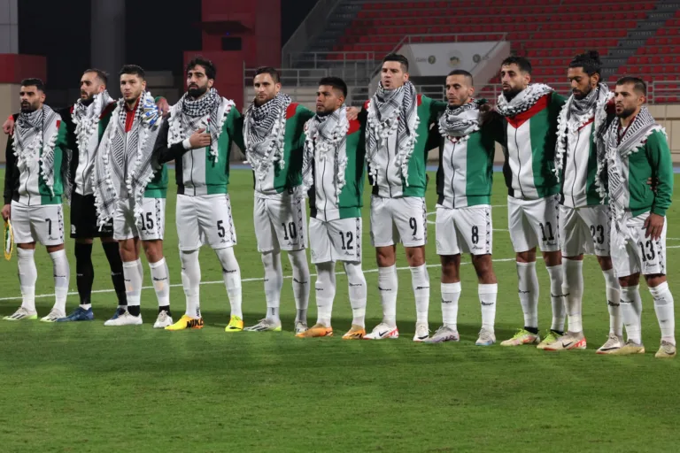 O futebol como trincheira: Catalunha e Palestina jogam por território e soberania