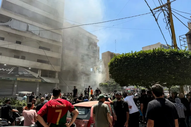 Irã questiona condição dos EUA para cumprir acordo após Israel atacar Líbano: ‘Não faz sentido'