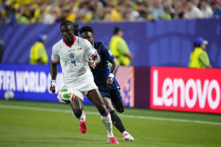 Brasil vence Haiti por 3x0 e fica a um empate da segunda fase da Copa do Mundo