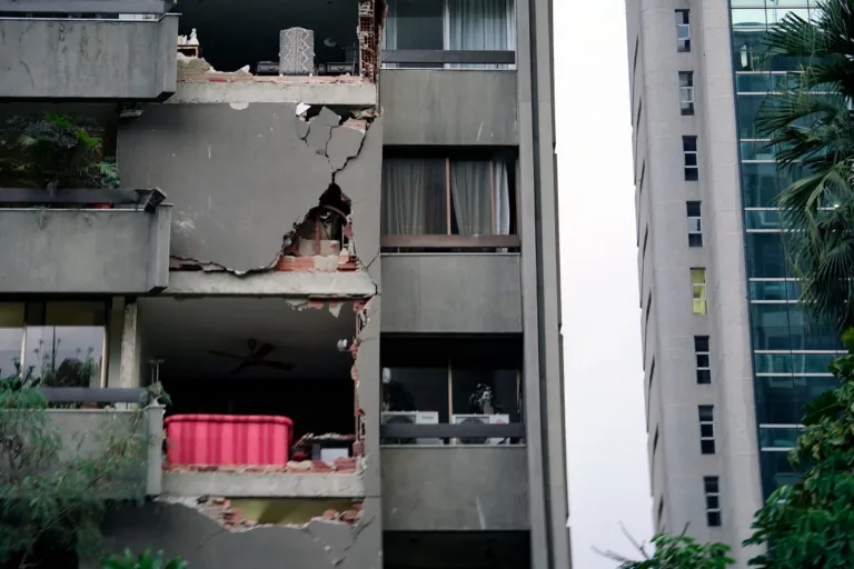 Terremotos atingem Caracas e norte da Venezuela; governo ativa protocolo de emergência