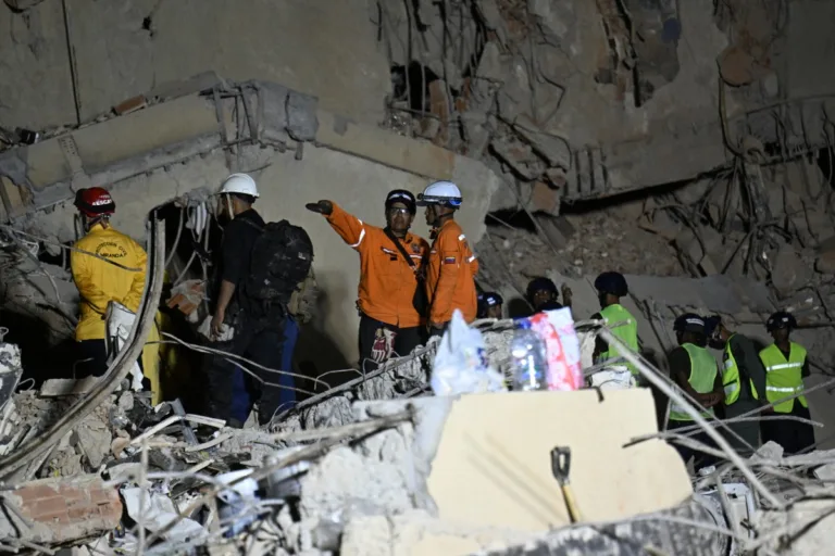 Número de mortos na Venezuela sobe para 589 após terremotos; ajuda humanitária começa a chegar 
