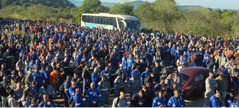 Greve de terceirizados da Replan completa 15 dias com relatos de violência contra trabalhadores