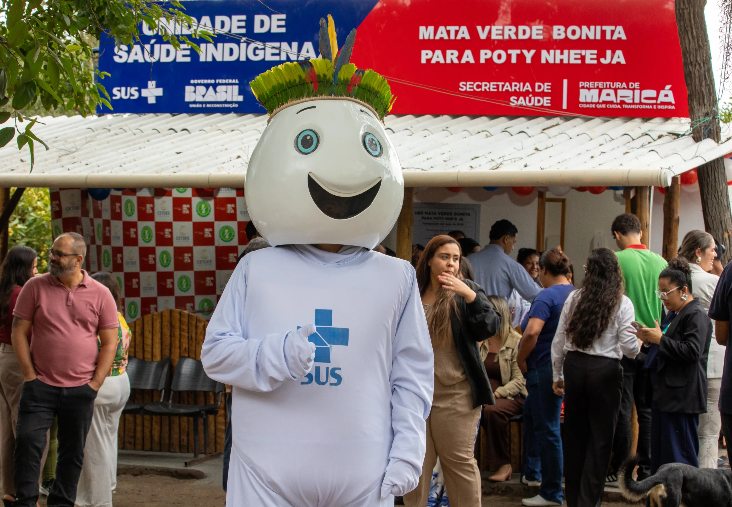 Zé Gotinha participa da inauguração de nova unidade de saúde destinada à população indígena de Maricá