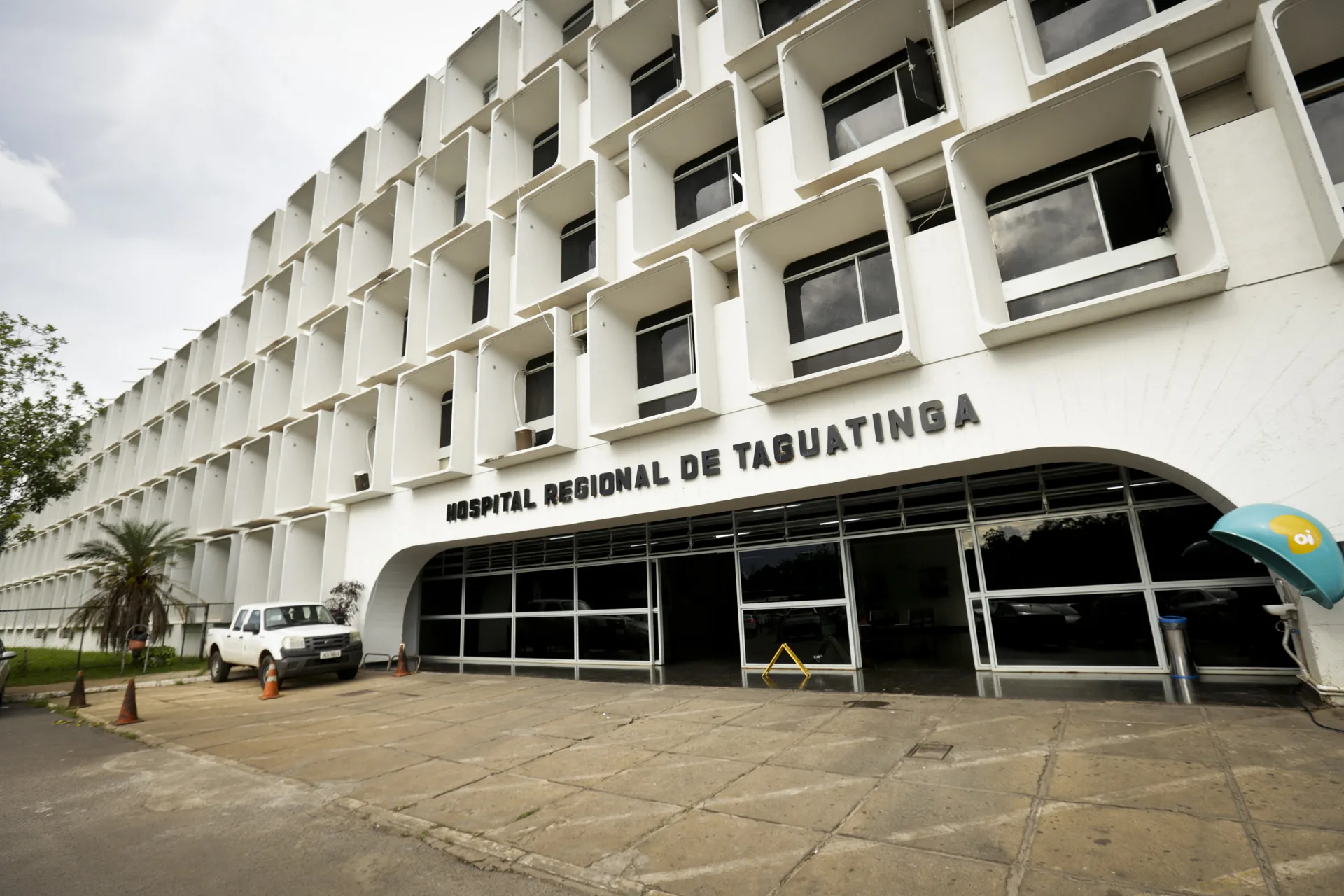 Emergência do Hospital Regional restringiu novos atendimentos após atingir o limite da capacidade de funcionamento.