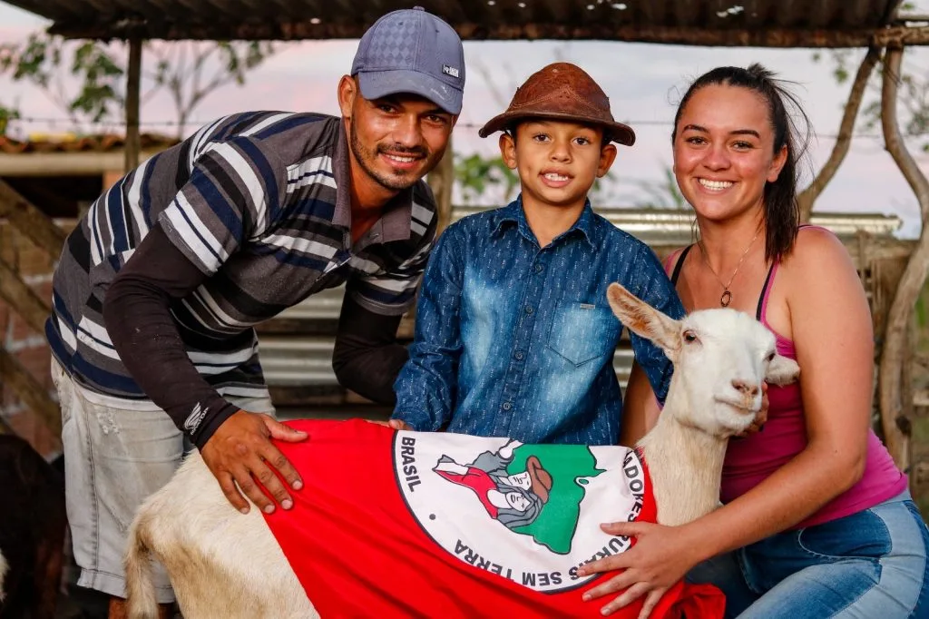 Cooperativa da Reforma Agrária amplia agroindústria de leite caprino e fortalece cadeia produtiva no Semiárido paraibano